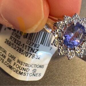 NWT Elegant Macy’s 10K Tanzanite and Diamond Gemstone Ring